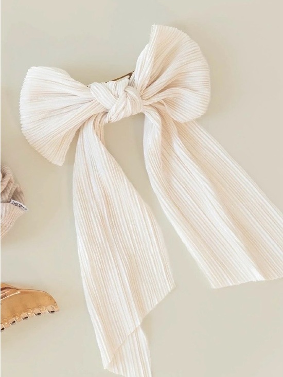 Chelsea King Accessories - Chelsea King x Jillian Harris Plisse Ivory Hair Bow